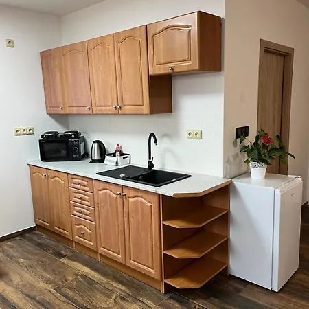 Kuga Apartment *